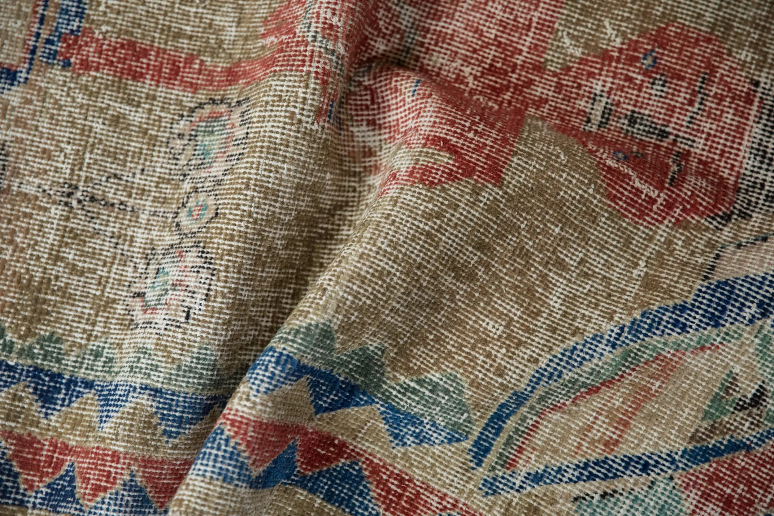3x3.5 Vintage Distressed Sparta Square Rug