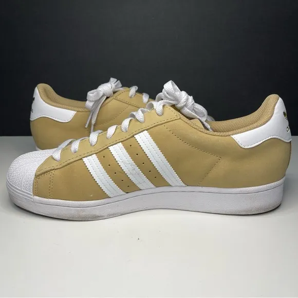 Adidas Superstar Nubuck Suede Low Top Tan/White Men's Size 10.5