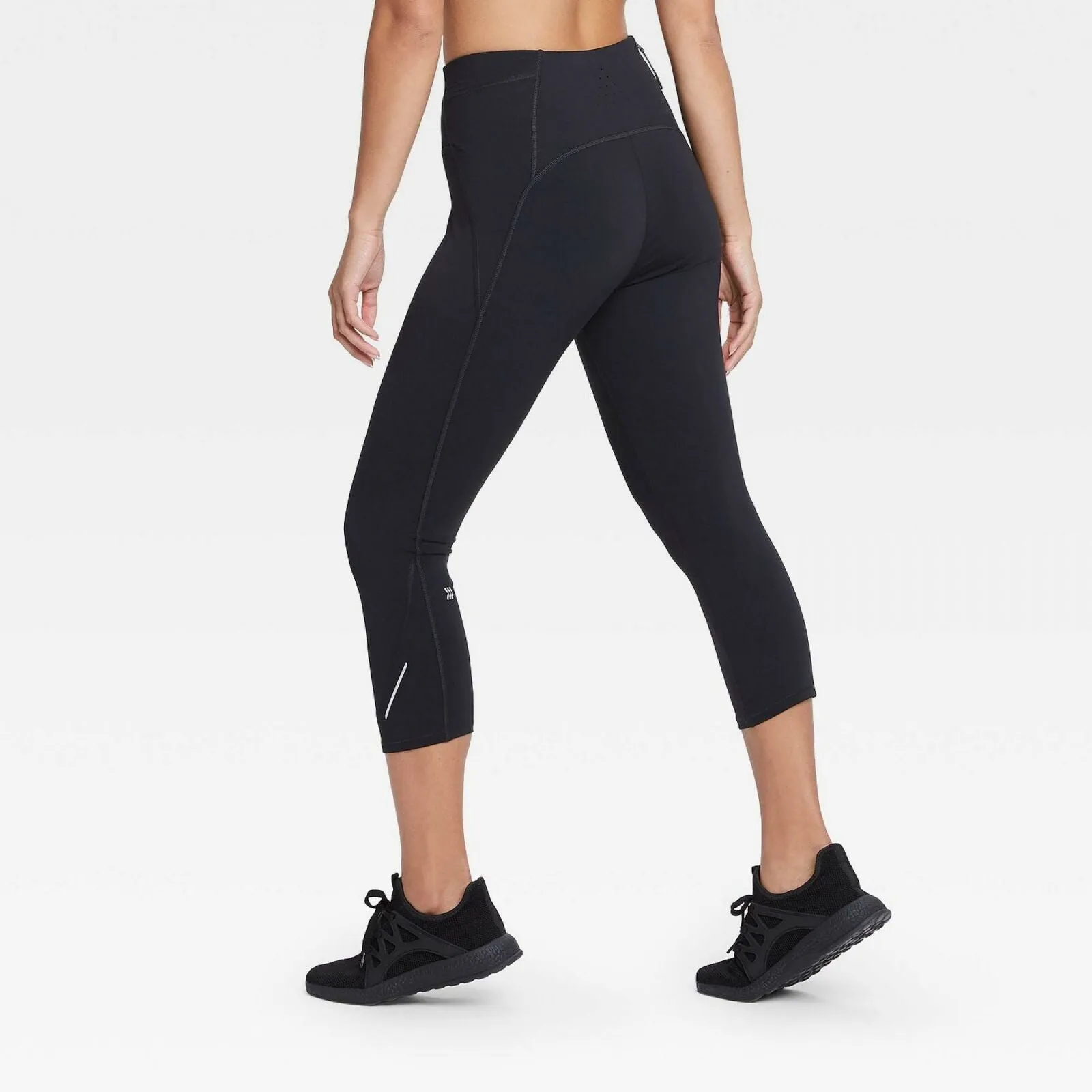 All In Motion Women's Sleek High-Rise Running Capri Leggings