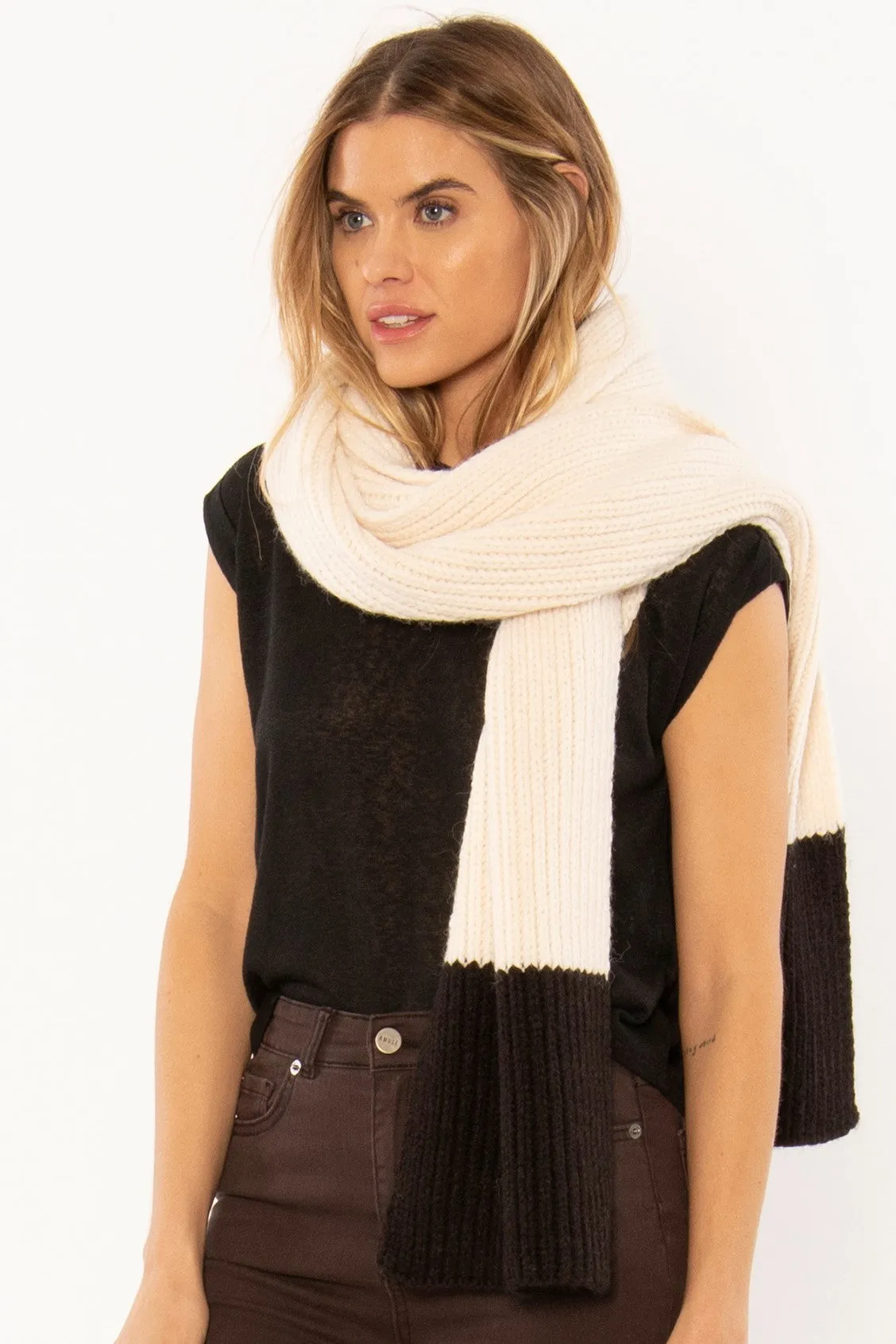 AMUSE SOCIETY Cozy Up Knit Scarf- Casa Blanca