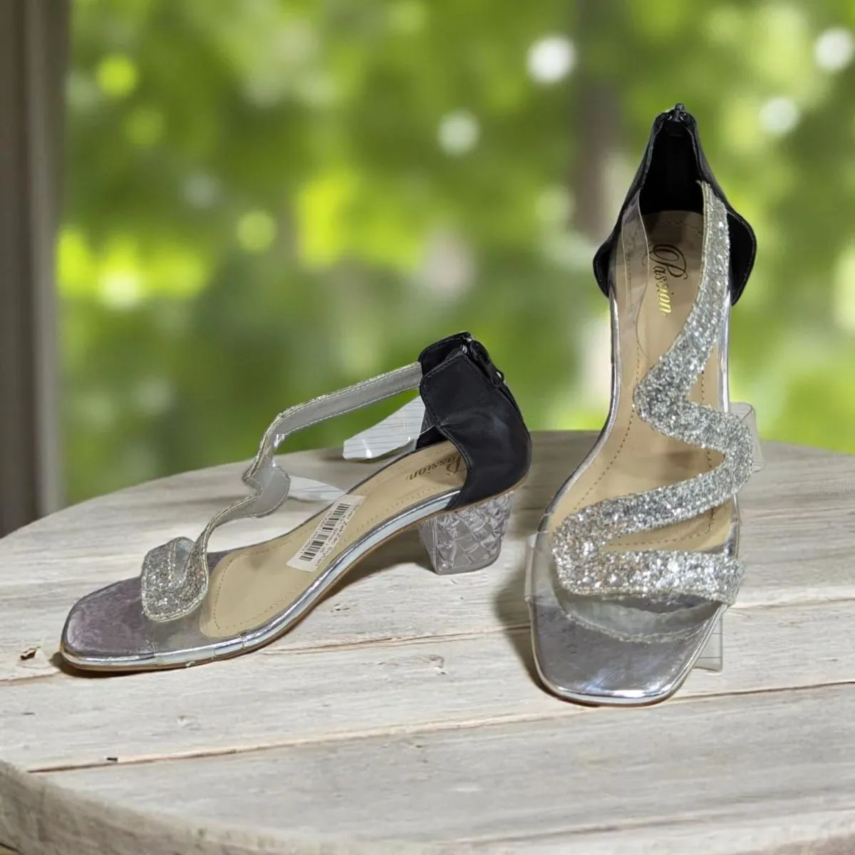 Chic Gray & Black Strappy Sandals with Glitter Sparkle