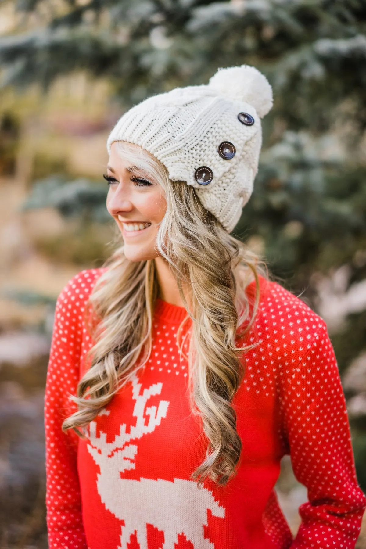 Door Buster - Ivory 3 Button Beanie