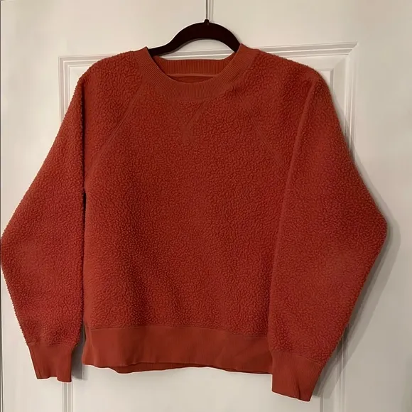 Everlane The Renew Fleece Raglan Sweatshirt - Coral