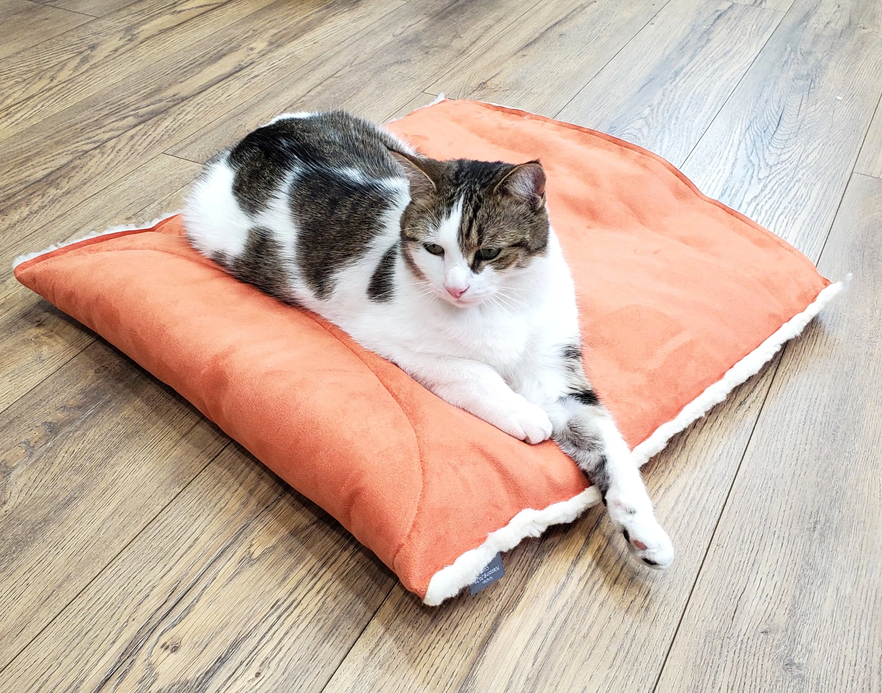 Faux Sherpa Snuggle Cat Cave: sleeping bag for pets, anxiety relief hideout den, travel cushion bed