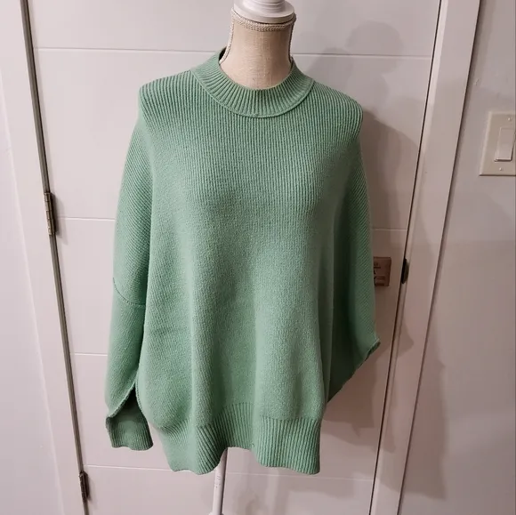 Free People Super Oversized Boxy Mint Green Sweater Size S
