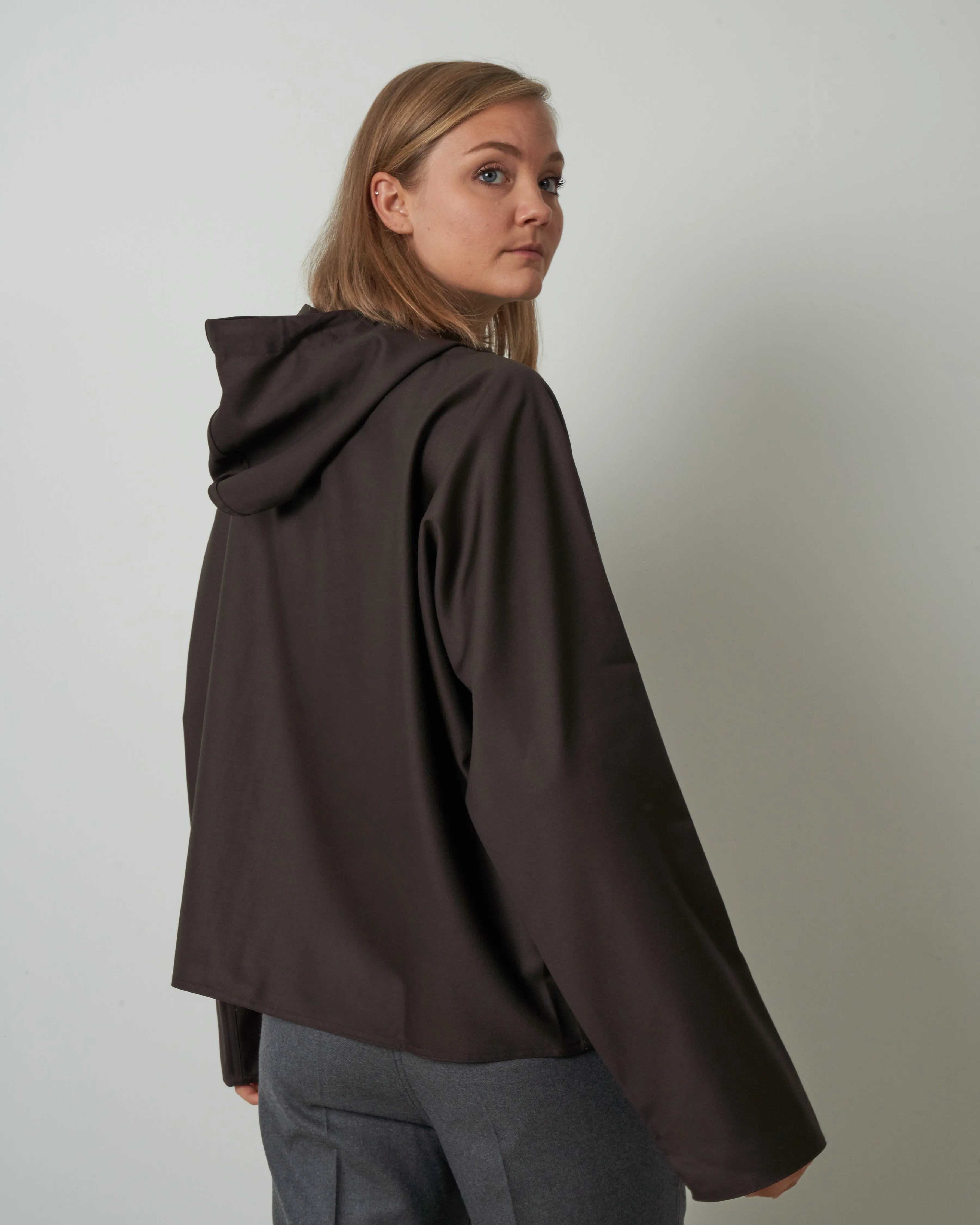 hooded lslv top - woven chocolate