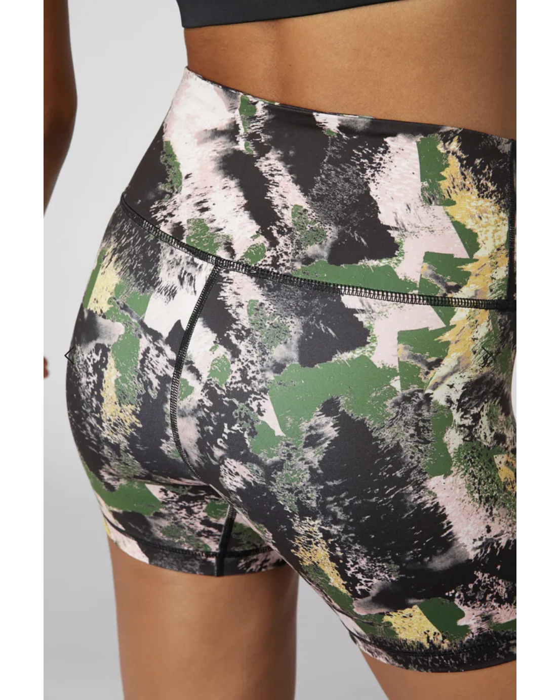 L'urv Transcendent Bike Short - Multi
