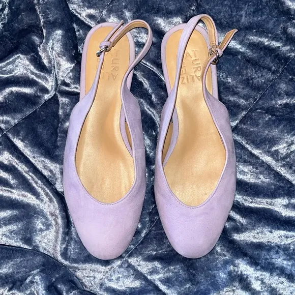 Naturalizer Primo Flat in Lavender Purple Suede