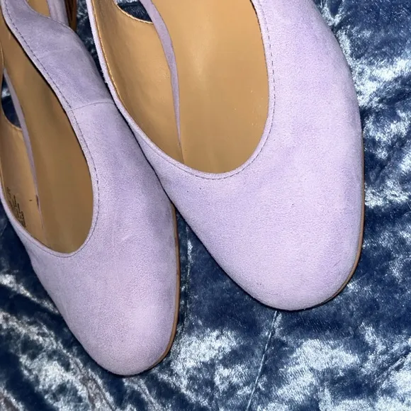 Naturalizer Primo Flat in Lavender Purple Suede