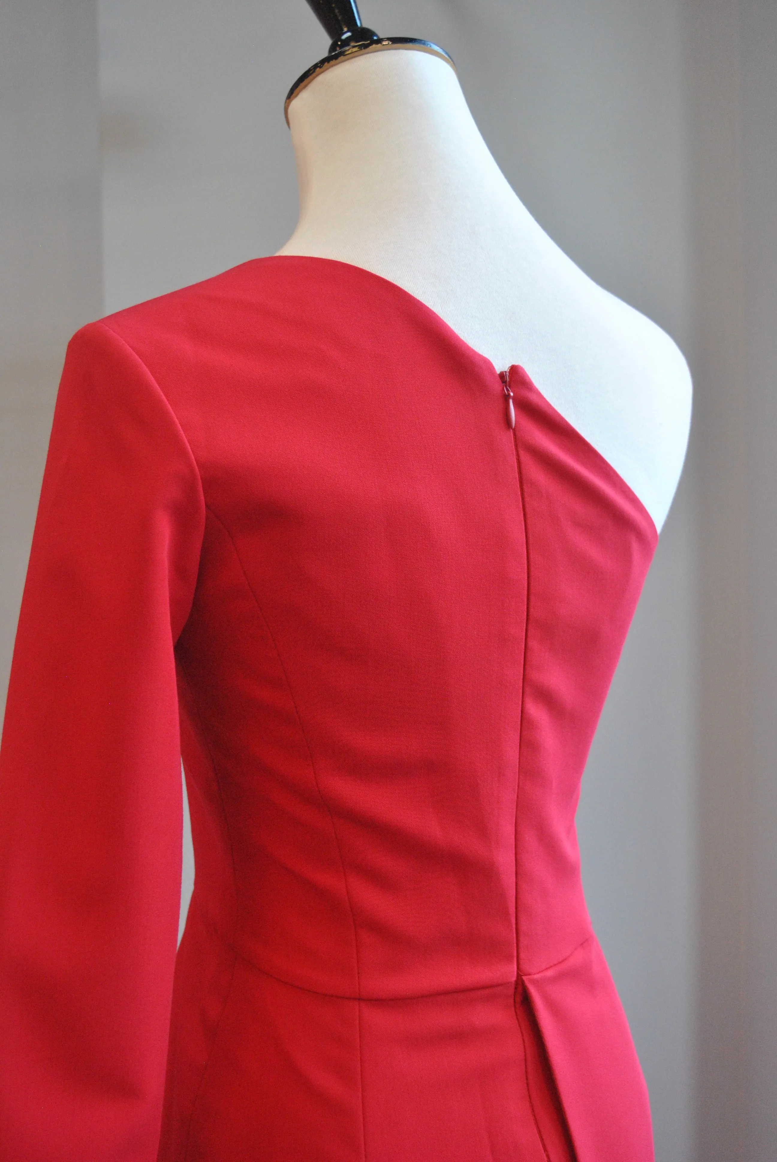 RED ASYMMETRIC HIGH AND LOW EVENING DRESS