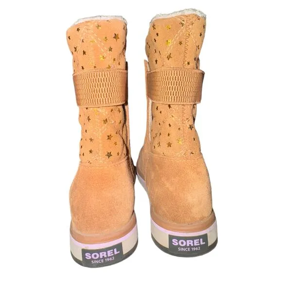 Sorel Rylee Boot Girls swede size 3 w'gold star accents and elastic ankle strap