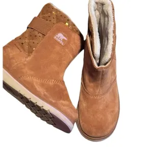 Sorel Rylee Boot Girls swede size 3 w'gold star accents and elastic ankle strap