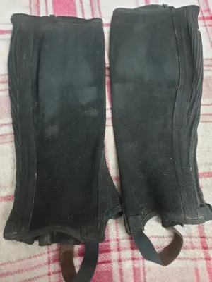 Tredstep Ireland black suede chaps 🟢