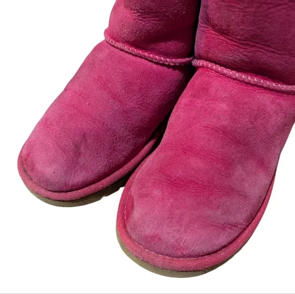 UGG Kids Bailey Bow II Boot Pink Size 4 Colorful Girly