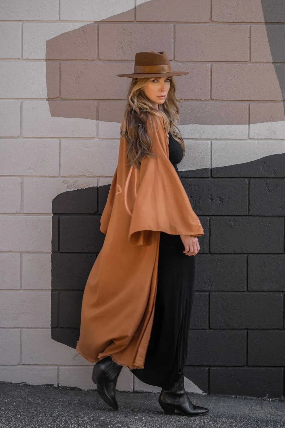 Warrior Eye Hand-Painted Windsor Tan Linen Kimono